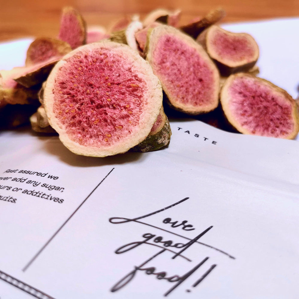 Freeze dried fig slices